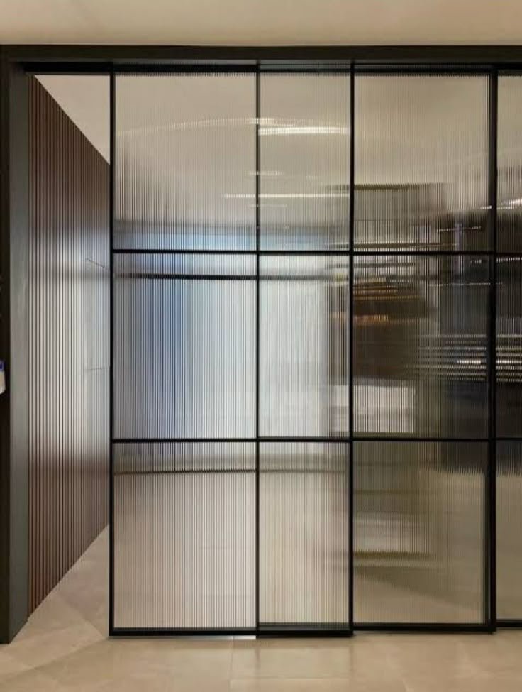 Portas de passagens internas Rometal